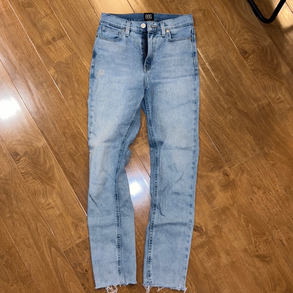 URBAN OUTFITTERS GIRLFRIEND HIGH RISE JEANS